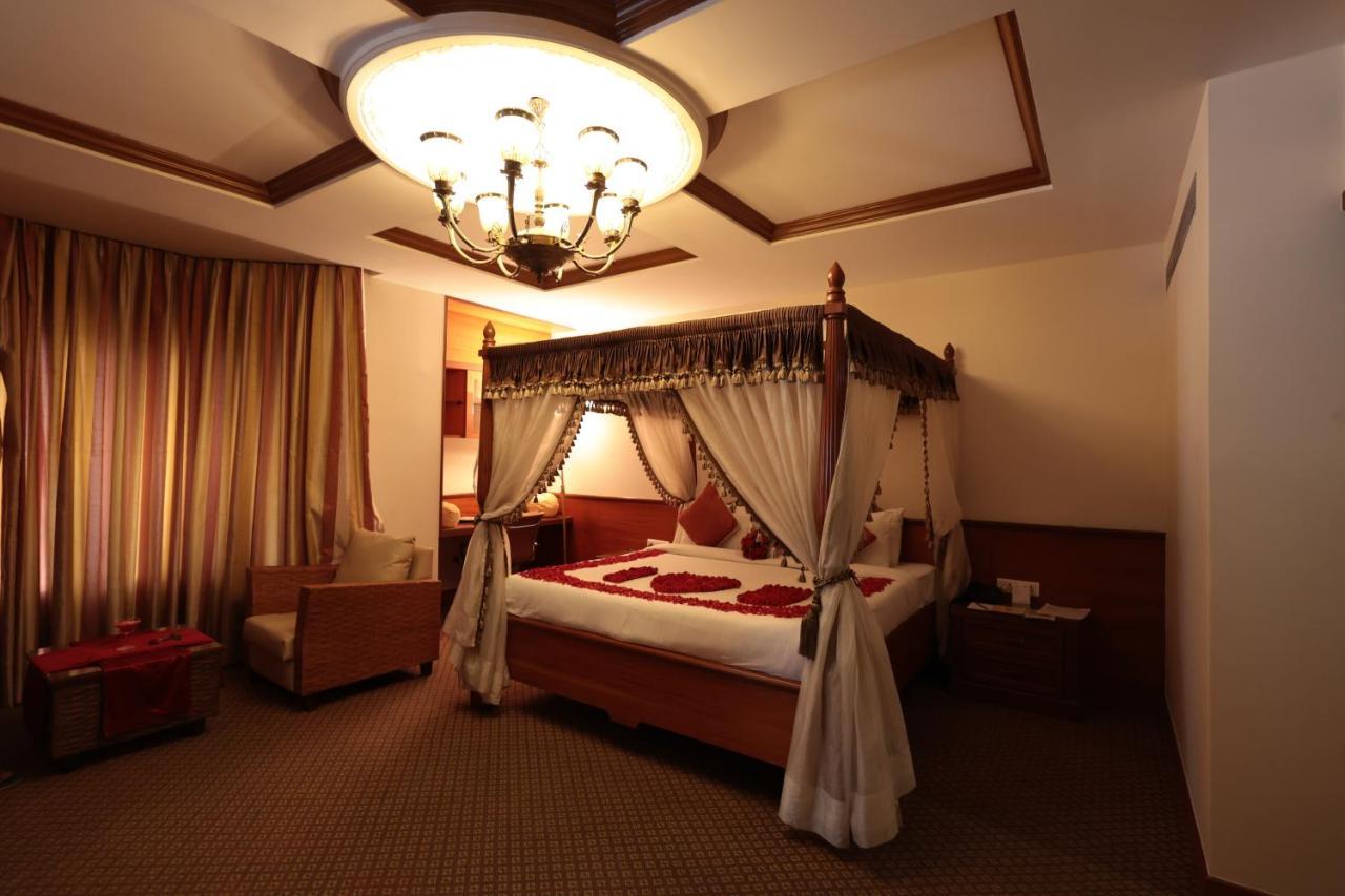Cenneys Gateway Hotel Salem